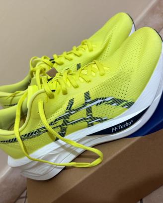 ASICS sonic blast