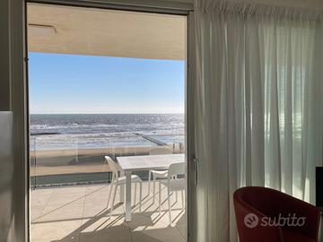 Appartamento fronte mare