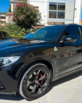 Alfa Romeo Stelvio 2.9 bi-t V6 Quadrifoglio Q4 510