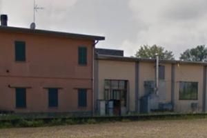 Capannone con uffici