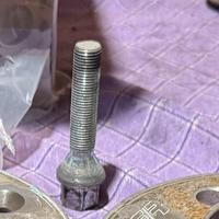 Bulloneria per distanziali giulietta