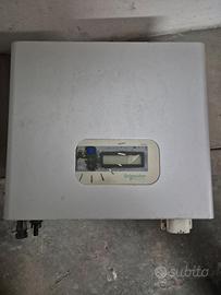 Inverter marca Schenider Sun Ezy PVS NV1 2001