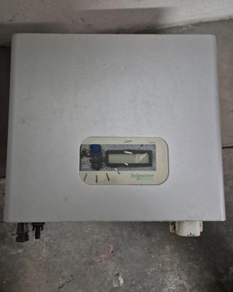 Inverter marca Schenider Sun Ezy PVS NV1 2001