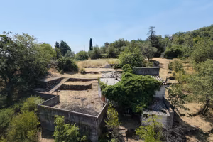 RUSTICO A PIEDIMONTE ETNEO