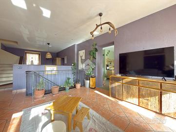 CASA SEMINDIPENDENTE A COAZZE