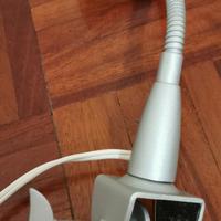 Due piccoli abat-jour a morsetto Ikea