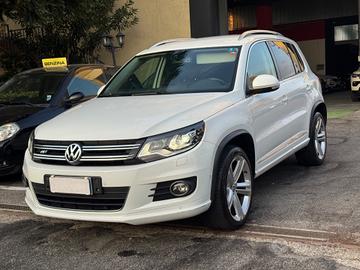 Volkswagen Tiguan 2.0 TSI 210 CV 4MOTION DSG Busin