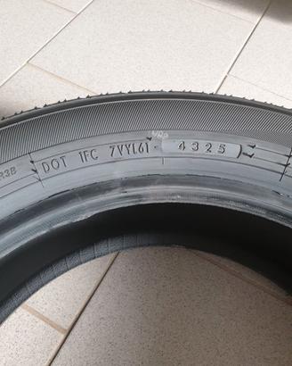 4 pneumatici estivi marca Yokohama