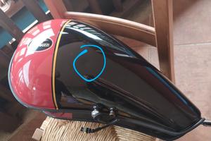 Serbatoio moto Guzzi California 2002