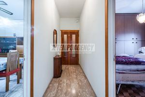 PORZIONE DI CASA A MONTAGNANA CON GARAGE