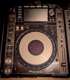 Pioneer CDJ-2000 Nexus + Flight Case