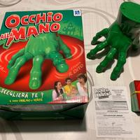 Occhio alla mano
