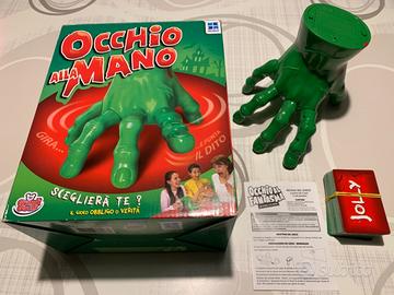 Occhio alla mano