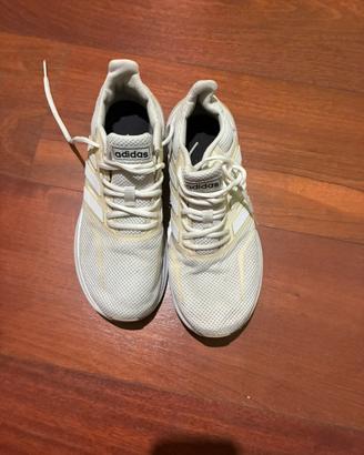 Scarpe running Adidas