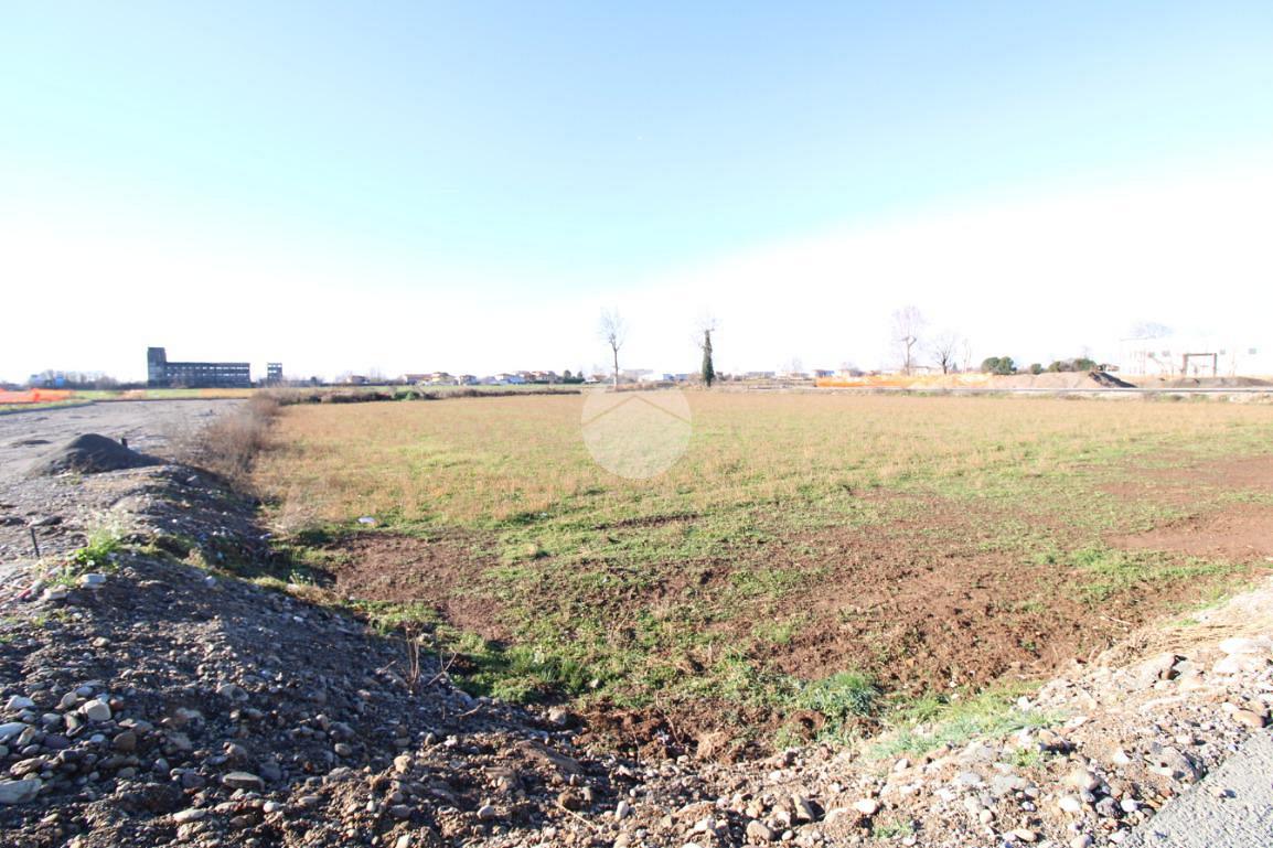 TERRENO A ROVATO - Vista 3