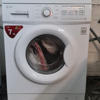 Lavatrice LG 7 kg, 1000 giri