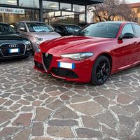 Alfa Romeo Giulia 2.0 Turbo 280 CV AT8 AWD Q4 Velo