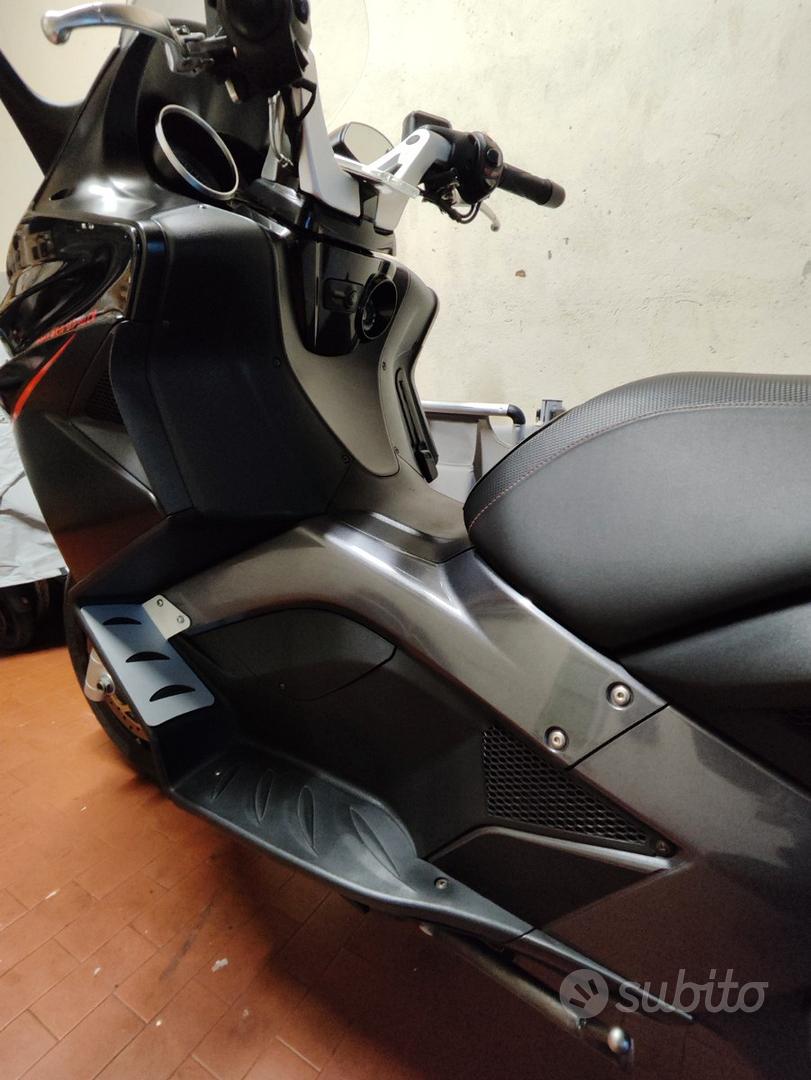 Aprilia Amico Scooter Aprilia 800 Usato Annunci Privati Vendita