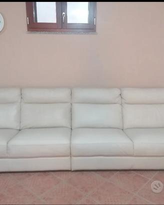 Maxi divano in pelle 
