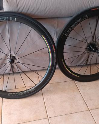 ruote carbonio 700x28  TLR 