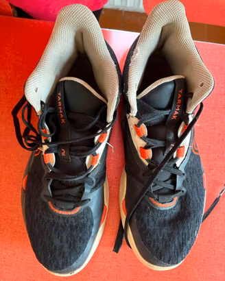 Scarpe tarmak nere da basket 