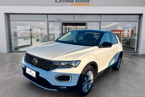 Volkswagen T-Roc 1.0 tsi Style 110cv CON CARPLAY