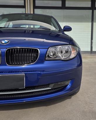 BMW 118i SOLO 23.000 km