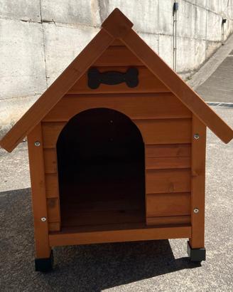 Cuccia per cani in legno
