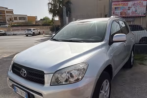 Toyota RAV 4 RAV4 2.2 D-4D 136 CV Luxury