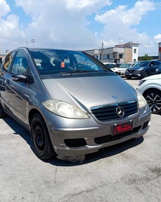 MERCEDES-BENZ A 180 CDI Avantgarde