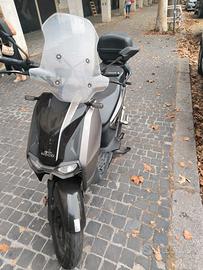 Scooter elettrico Super Soco CPX