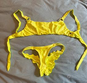 Costumi brasiliani nuovi taglia S e M
