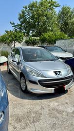 Peugeot 207 - 2006