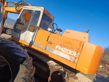 Escavatore fh200e