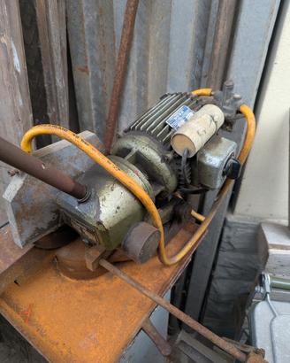 troncatrice sega ferro Fabris 200