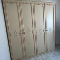 Armadio dipinto a mano