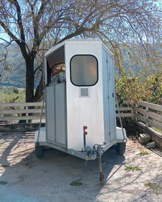 Trailer 2 cavalli