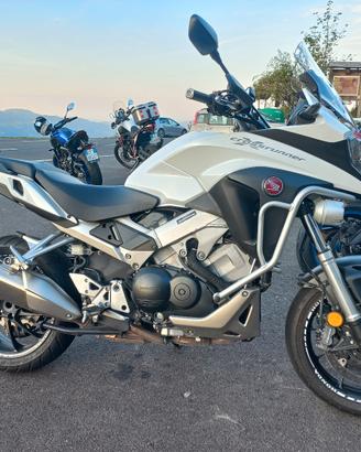 honda vfr 800 x crossrunner abs travel edition