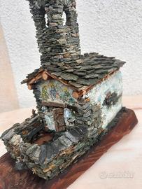 Miniatura di cappella alpina storica