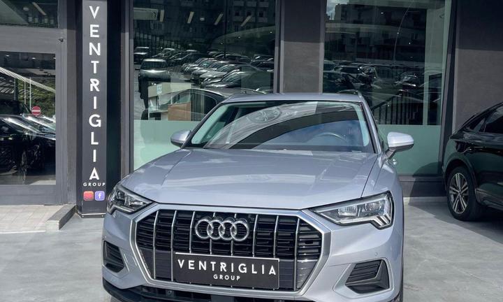 AUDI - Q3 - 35 TDI S tronic Business Advanced