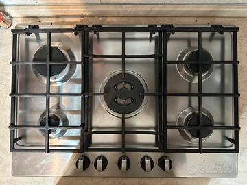 Piano cottura 5 fuochi - Hotpoint Ariston