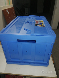 Cassetta pieghevole con coperchio e ruote