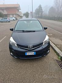Toyota yaris usata pochissimo