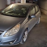 opel corsa cosmo  prezzo trattabile 