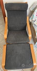 Poang con poggiapiedi