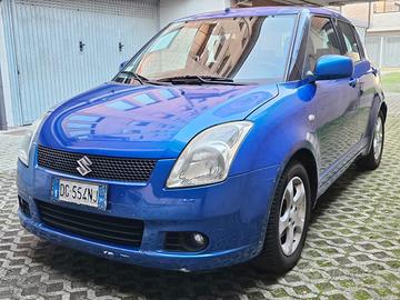 Suzuki Swift Benzina