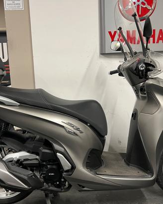 Honda SH 350 i