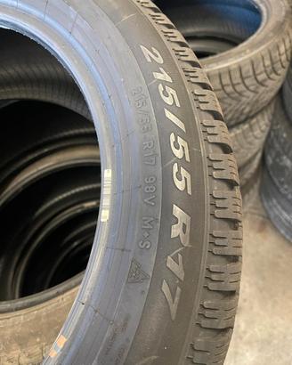Pneumatici invernali 215/55/17 Pirelli 