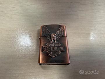 Accendino tipo zippo, ricaricabile, nuovo