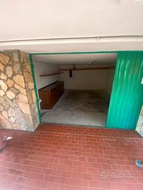 Box auto garage pietra ligure